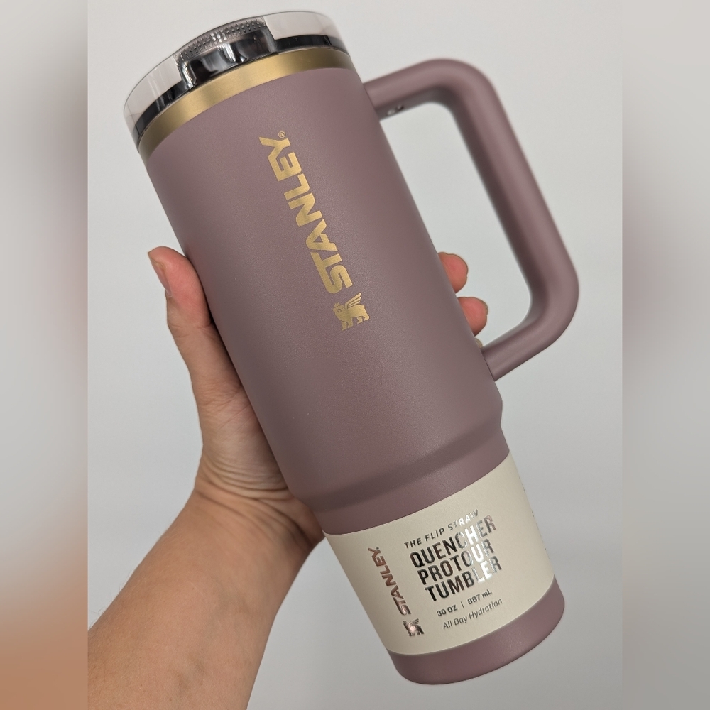 New STANLEY Quencher H2.0 Protour Tumbler cup 30 OZ Cashmere 🍂🍁 Fall 2025
